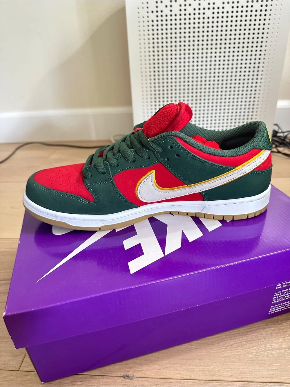 Nike SB Dunk Low PRM Seattle SuperSonics FZ1287-300 Men’s Size 10.5